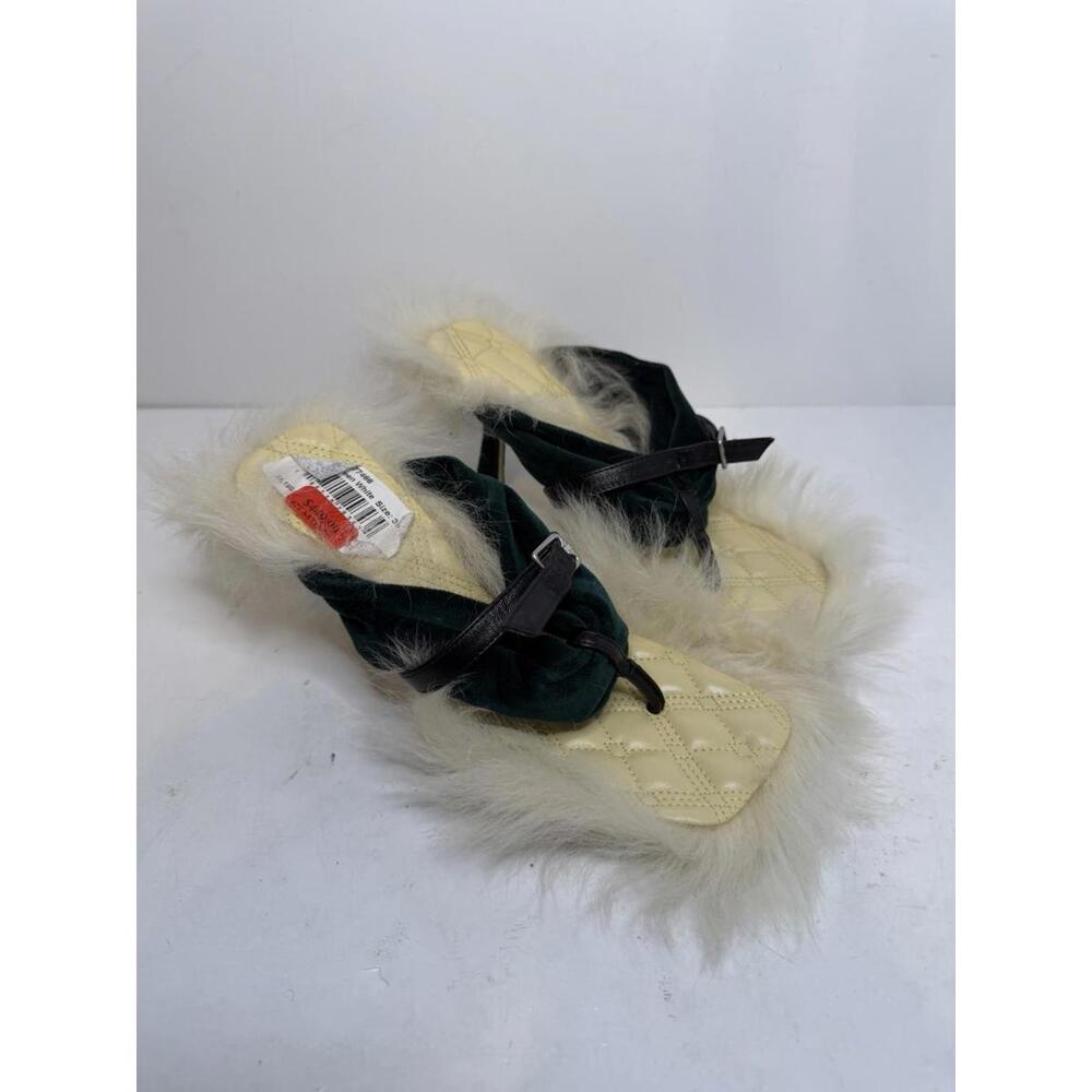 Burberry Shearling Fur Trim Velvet Pumps Green Cream Women EU 35 New